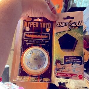 MATEL BATTLE CLAW AND HYPER YOYO